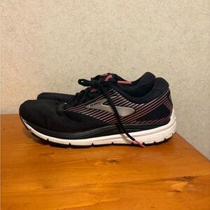 Brooks Addiction 14 Women’s Running Shoes Black And Pink Size 10
